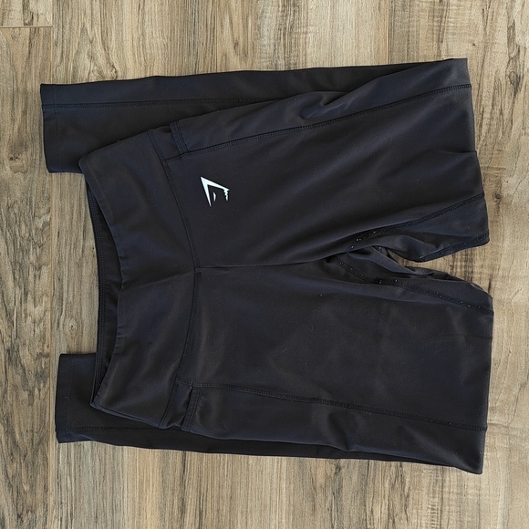Gymshark Pants - EUC Black Gymshark Dreamy Leggings